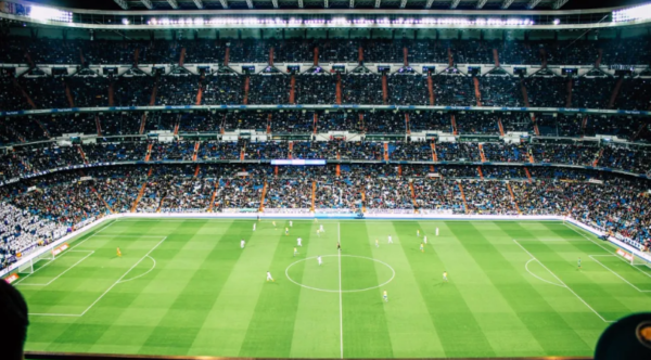Real Madrid vs Valencia Longside VIP
